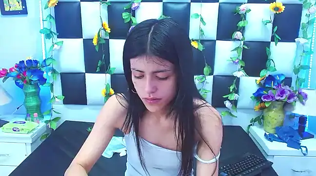 Snapshot of Morgana_Smit chatting on January 2025 01:35:02 PM Morgana Smit online show from January 2025 01:35:02 PM