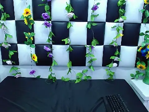 Snapshot of Morgana_Smit chatting on February 2025 01:22:02 PM Morgana Smit online show from February 2025 01:22:02 PM