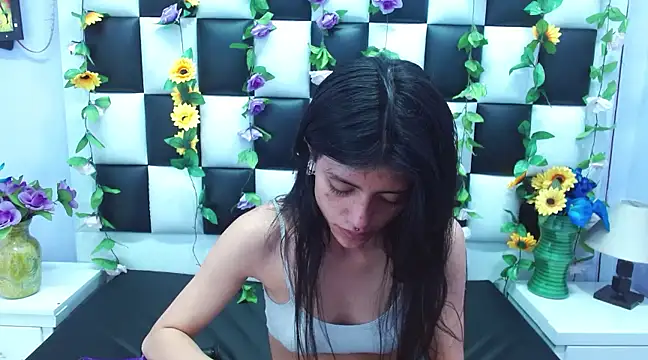 Snapshot of Morgana_Smit chatting on February 2025 01:44:01 PM Morgana Smit online show from February 2025 01:44:01 PM