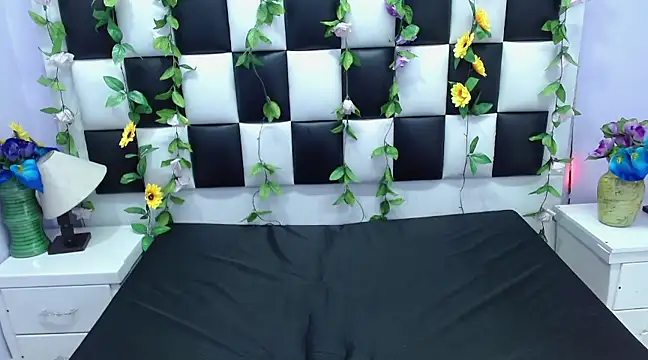 Snapshot of Morgana_Smit chatting on March 2025 01:28:02 PM Morgana Smit online show from March 2025 01:28:02 PM