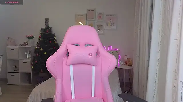 Snapshot of Maya_Rave chatting on January 2025 03:15:01 AM Maya Rave online show from January 2025 03:15:01 AM