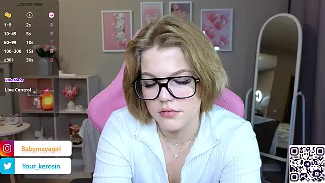 Snapshot of Maya_Rave chatting on January 2025 03:26:02 AM Maya Rave online show from January 2025 03:26:02 AM