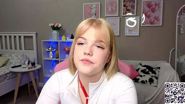 Snapshot of Maya_Rave chatting on February 2025 03:51:01 AM Maya Rave online show from February 2025 03:51:01 AM