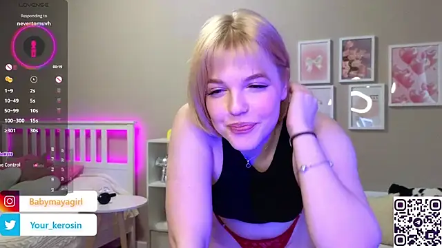 Snapshot of Maya_Rave chatting on March 2025 06:48:02 AM Maya Rave online show from March 2025 06:48:02 AM