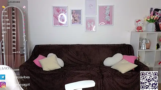 Snapshot of Maya_Rave chatting on October 2025 03:47:02 AM Maya Rave online show from October 2025 03:47:02 AM