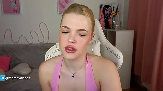 Maya Rave online show from February 2026 03:48:01 AM