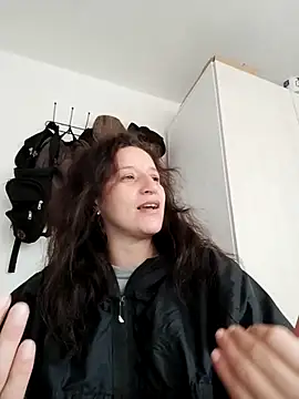 Snapshot of hanamy_joha chatting on November 2025 03:24:02 PM hanamy joha online show from November 2025 03:24:02 PM