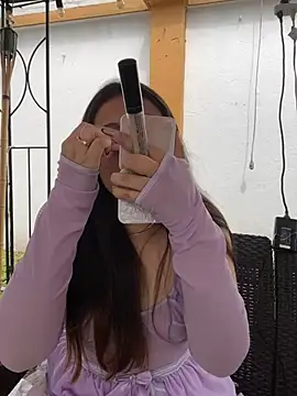 Snapshot of PoliBenett_ chatting on January 2025 05:51:01 PM PoliBenett online show from January 2025 05:51:01 PM