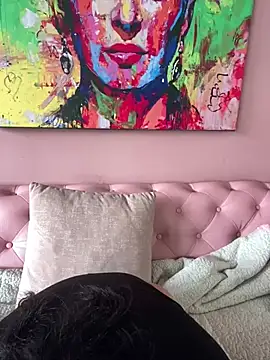 Snapshot of PoliBenett_ chatting on February 2025 05:29:01 PM PoliBenett online show from February 2025 05:29:01 PM