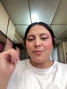 Snapshot of PoliBenett_ chatting on February 2025 09:11:02 PM PoliBenett online show from February 2025 09:11:02 PM