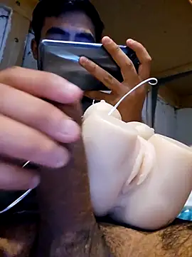 Axeltu77 online show from April 2026 01:19:02 AM