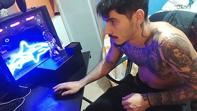 Snapshot of Badboyi1997 chatting on October 2025 10:42:01 PM Badboyi1997 online show from October 2025 10:42:01 PM