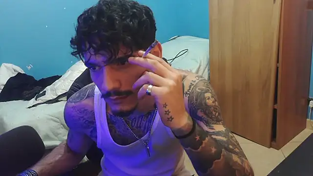 Snapshot of Badboyi1997 chatting on February 2026 11:56:01 PM Badboyi1997 online show from February 2026 11:56:01 PM