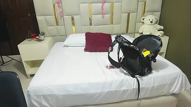 Mia scarlet69 online show from March 2026 12:12:01 PM