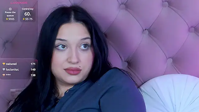 Snapshot of TasteOfDivine chatting on December 2024 10:56:02 AM TasteOfDivine online show from December 2024 10:56:02 AM