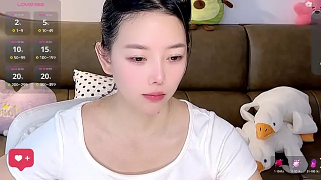 Yilin1999 online show from September 2025 05:41:02 AM