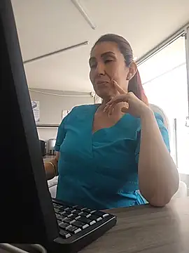 Perla Franco online show from June 2026 06:28:02 PM
