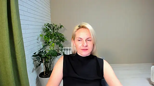 Alicee Gracee online show from January 2025 09:33:01 PM