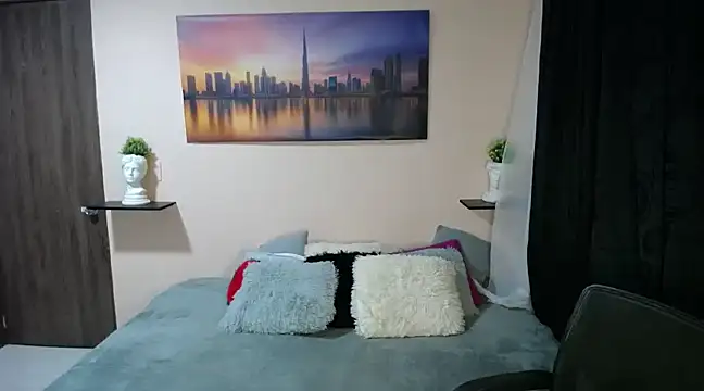 cristal-evanns online show from December 2024 02:08:02 AM