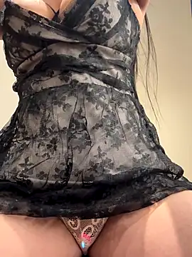 ScarletAss online show from November 2025 03:01:02 PM