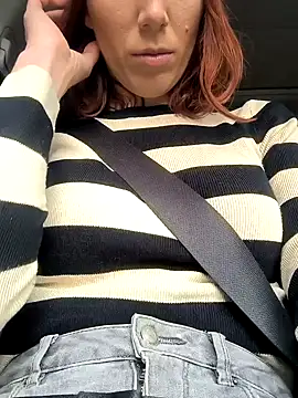 Snapshot of beaverwoman chatting on January 2025 12:18:01 PM beaverwoman online show from January 2025 12:18:01 PM