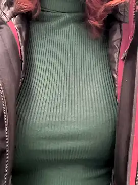 Snapshot of beaverwoman chatting on February 2025 09:38:01 AM beaverwoman online show from February 2025 09:38:01 AM