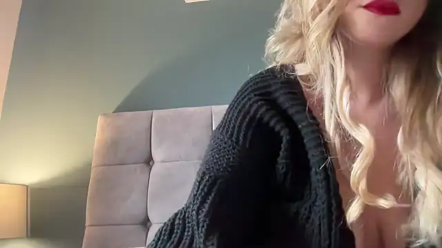 LustfulLuna  online show from February 2025 11:56:01 AM