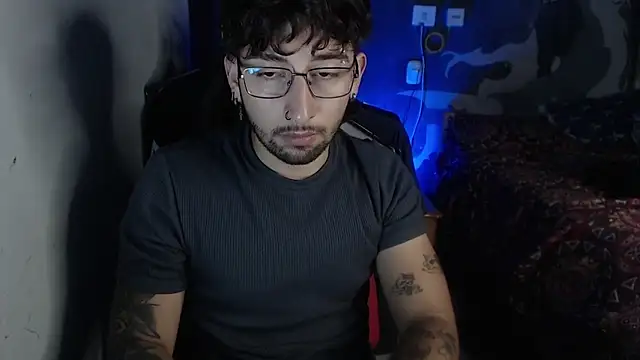 Snapshot of Dereck_Dickson chatting on November 2025 01:38:01 AM Dereck Dickson online show from November 2025 01:38:01 AM