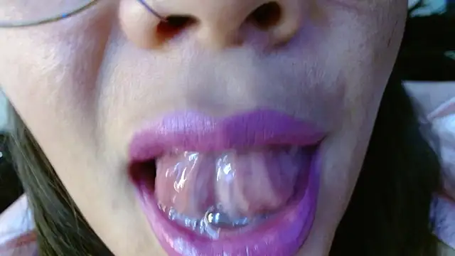 miss evoleth2 online show from April 2026 03:53:02 AM