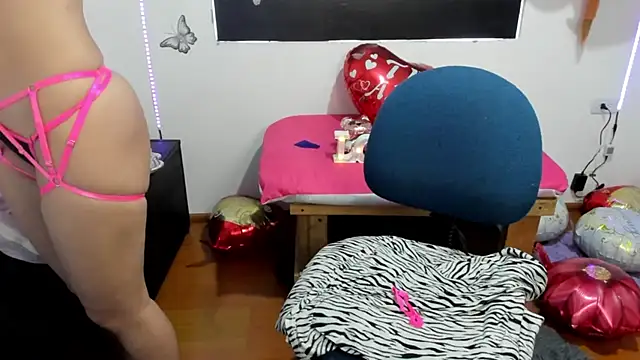 queen-natty online show from March 2025 03:13:02 PM