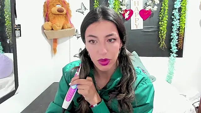 queen-natty online show from February 2026 01:20:01 PM