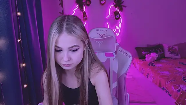 tikkisa online show from December 2024 04:28:01 PM