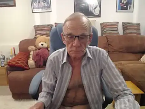 Snapshot of Ferret7777 chatting on March 2025 11:09:02 PM Ferret7777 online show from March 2025 11:09:02 PM