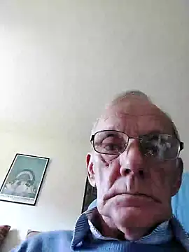 Snapshot of Ferret7777 chatting on October 2025 02:37:01 PM Ferret7777 online show from October 2025 02:37:01 PM