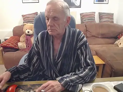 Snapshot of Ferret7777 chatting on November 2025 10:10:02 PM Ferret7777 online show from November 2025 10:10:02 PM