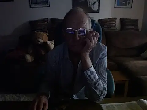 Snapshot of Ferret7777 chatting on November 2025 11:14:02 PM Ferret7777 online show from November 2025 11:14:02 PM