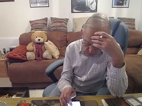 Snapshot of Ferret7777 chatting on December 2025 05:52:02 PM Ferret7777 online show from December 2025 05:52:02 PM