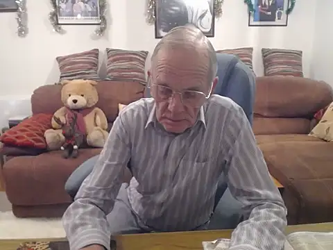 Snapshot of Ferret7777 chatting on December 2025 07:44:01 PM Ferret7777 online show from December 2025 07:44:01 PM