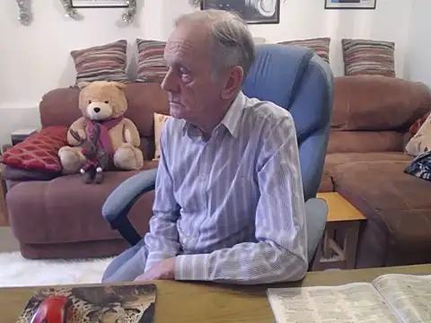 Snapshot of Ferret7777 chatting on December 2025 02:58:02 PM Ferret7777 online show from December 2025 02:58:02 PM