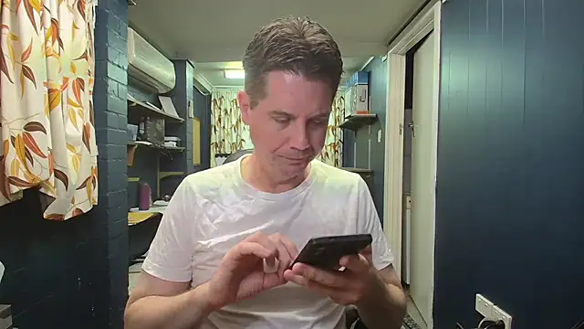 tilobinder online show from December 2025 11:59:01 AM