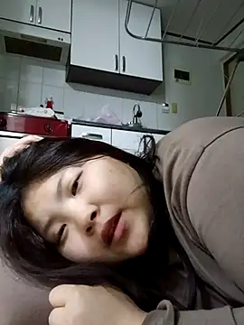 hello098712 online show from March 2025 12:09:01 PM