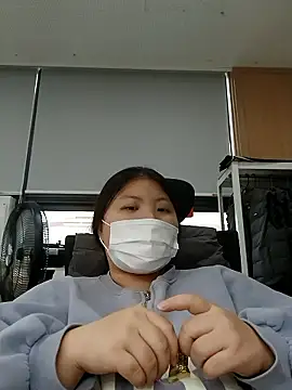 hello098712 online show from October 2025 03:24:02 AM