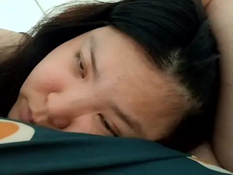 hello098712 online show from October 2025 12:58:01 PM