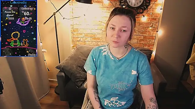 Ozalin Green online show from March 2025 07:48:01 AM