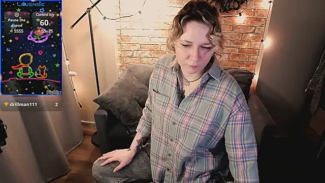 Ozalin Green online show from March 2025 12:45:01 PM