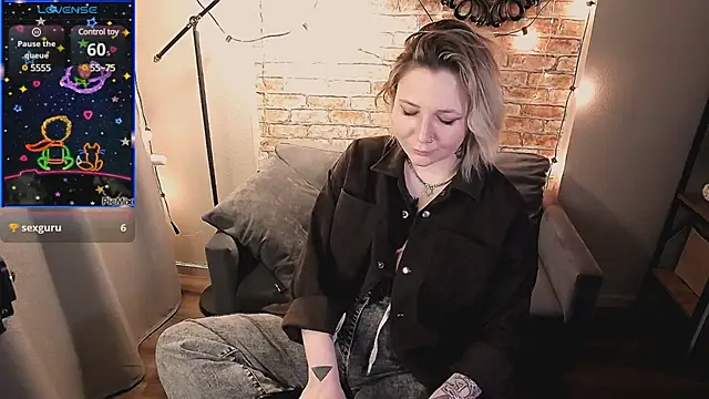 Ozalin Green online show from March 2025 12:33:02 PM