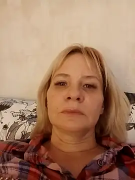 Milen Milf online show from February 2025 07:20:02 PM