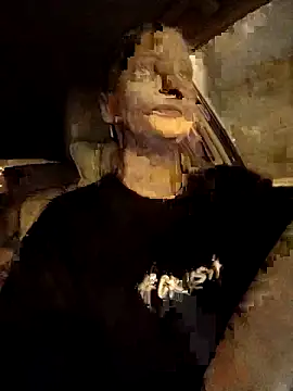 Milen Milf online show from February 2025 04:10:02 PM