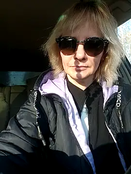 Milen Milf online show from March 2025 10:49:01 AM