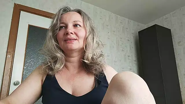 EdithManning online show from June 2026 05:12:01 AM